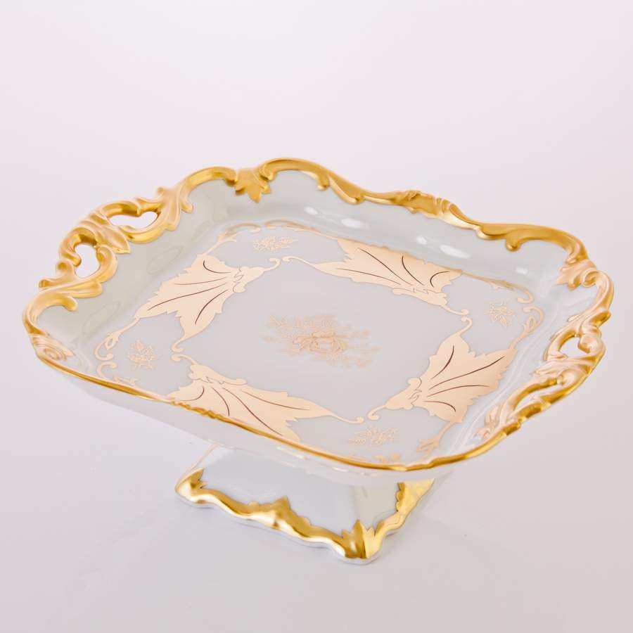 Блюдо квадратное на ножке 21см «Кленовый лист белый»