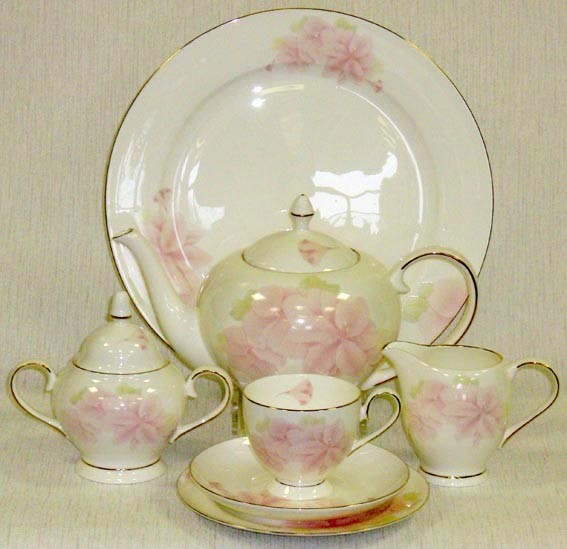 подставке "розовые розы" 220мл (8) ф5-021к/12. анна лафарг чайный сервиз цветы. розовый сервиз. столовый сервиз amb stella pink. сервиз линдер соната розовый.