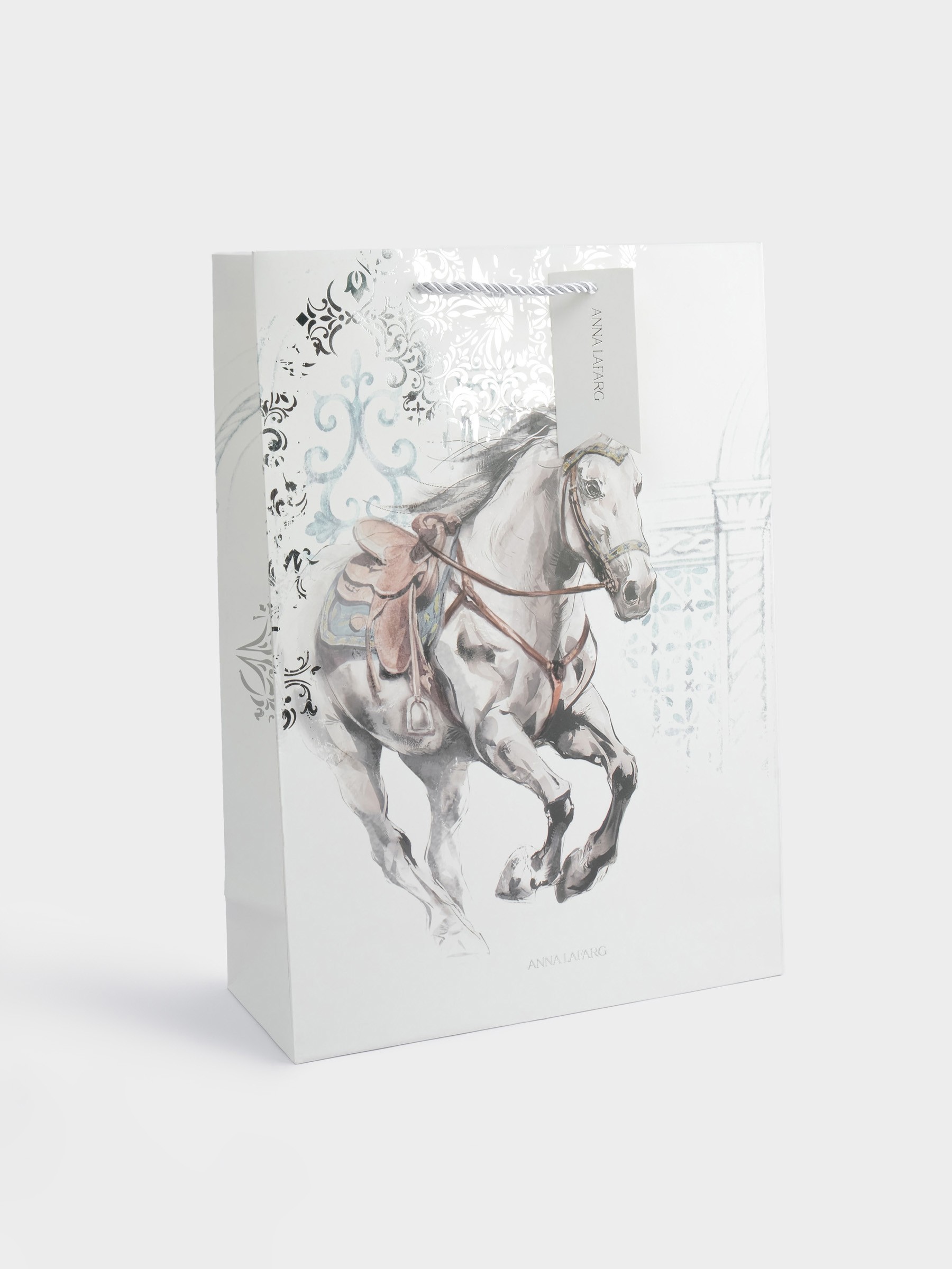 Пакет подарочный, 30✕42 см, бумага, белый, Конь, White horse Пакет подарочный, 30✕42 см, бумага, белый, Конь, White horse