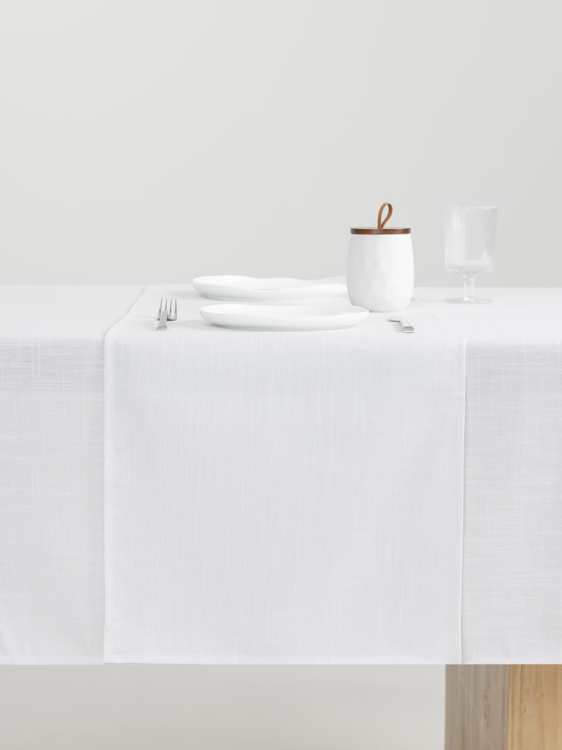 Дорожка настольная, 40✕160 см, полиэстер, бело-серебристая, Floe