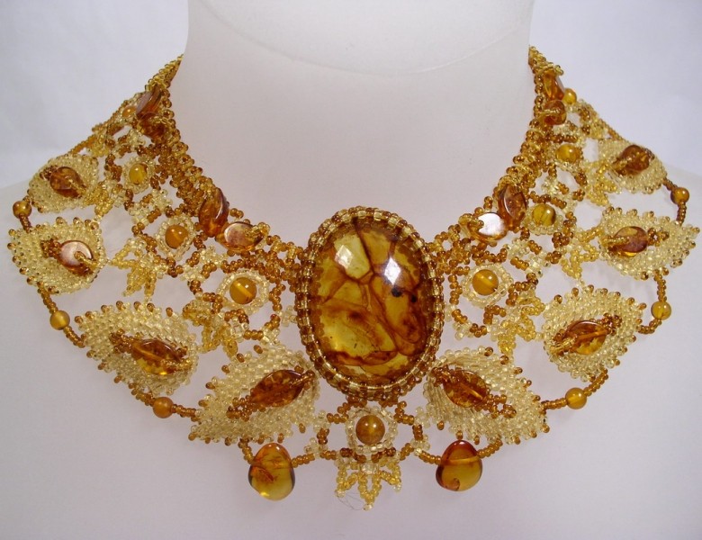 Колье Колье