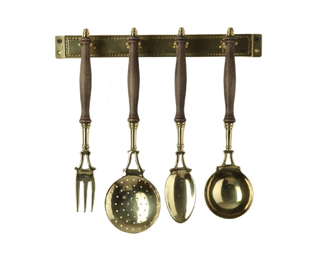 Аксессуары для кухни на подставке 4 пред. 36х36 см.